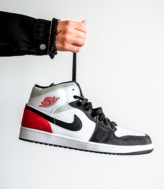 Basket shoe